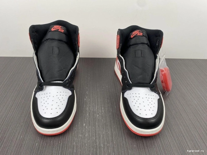 Track Air 1 Retro Red High 555088-112 Jordan 1119